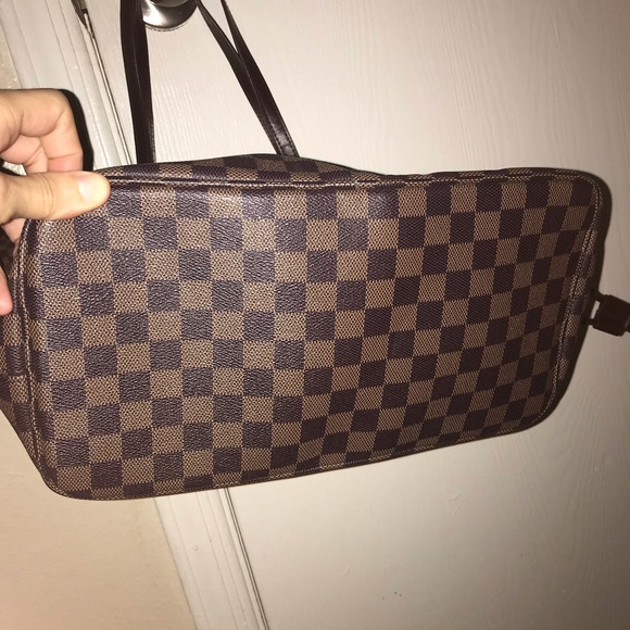 Woman’s Large Brown Tote Bag. - Picture 8 of 10